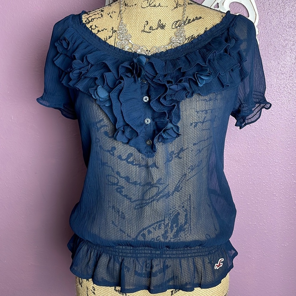 Gorgeous Hollister Navy blue blouse size S!!!